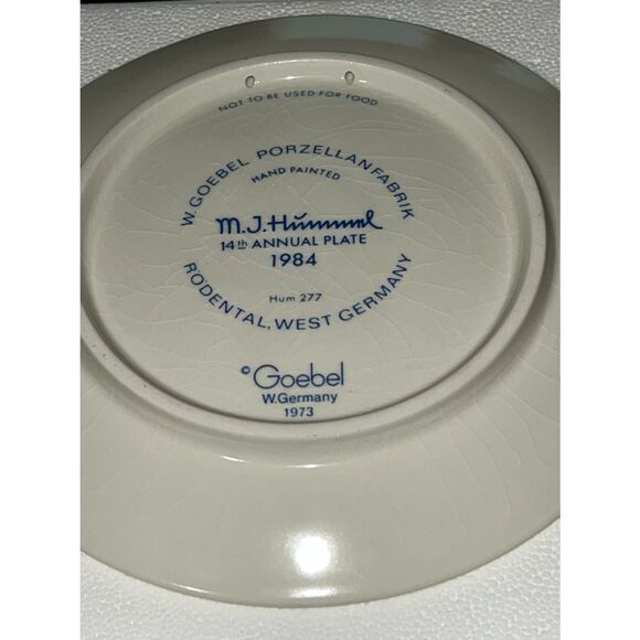 Goebel M.J. Hummel Annual Plate 1984 - Picture 5 of 10